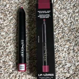 Trestioue lip crayon- Belize Bordeaux
